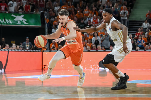 是拜仁慕尼 是拜仁慕尼