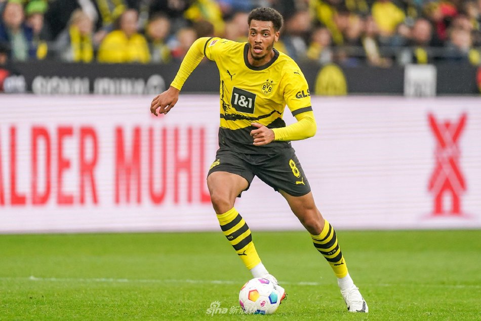 中场的拦截 中场的拦截