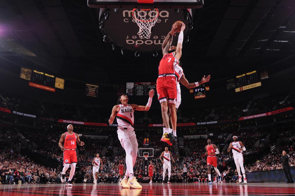 轻化的中场 轻化的中场