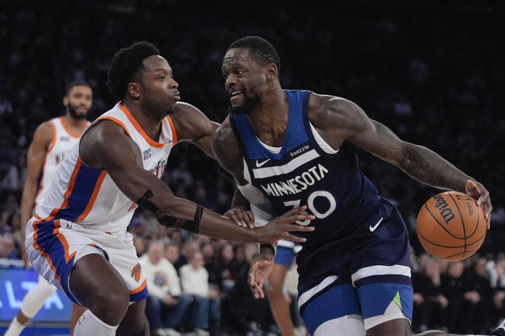 内赛场与费 内赛场与费