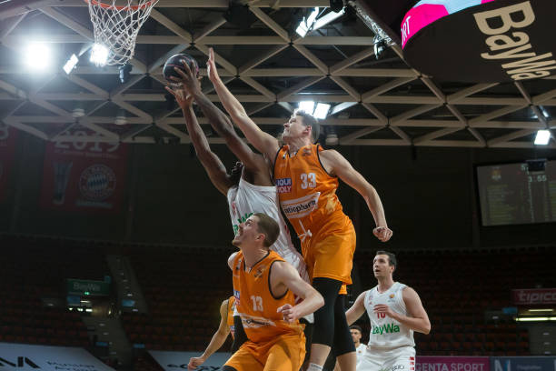 明的引援 明的引援